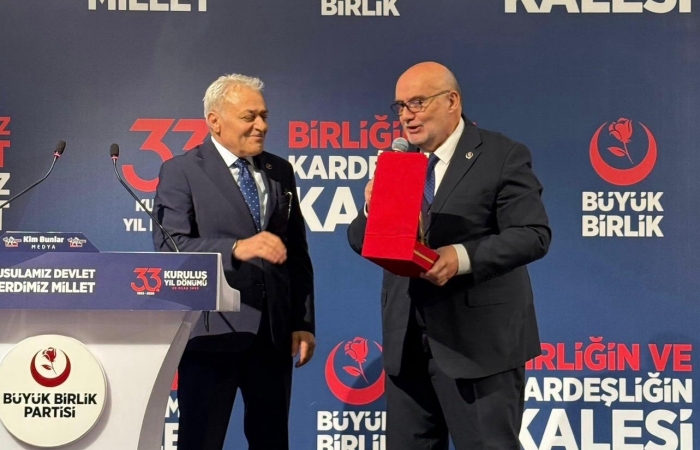 GENEL İSTİŞARE TOPLANTIMIZDA SOSYAL MEDYA BAŞARI ÖDÜLLERİNİ TAKDİM ETTİK